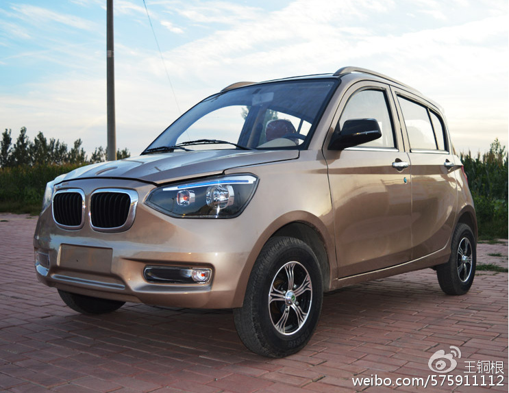 同樣是要啥沒啥的電動(dòng)車，但這輛是四門五座，只賣1萬5